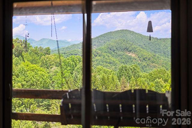 518 Nicholson Cove Road, Cullowhee, NC 28723