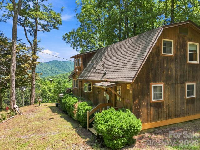 518 Nicholson Cove Road, Cullowhee, NC 28723