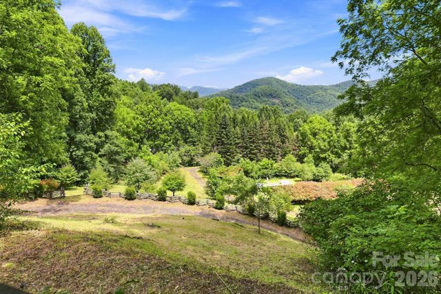 518 Nicholson Cove Road, Cullowhee, NC 28723