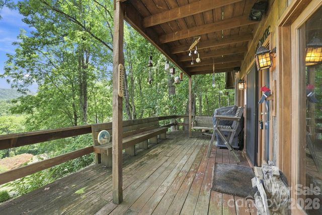 518 Nicholson Cove Road, Cullowhee, NC 28723