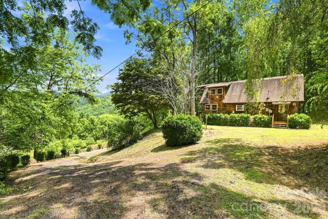 518 Nicholson Cove Road, Cullowhee, NC 28723