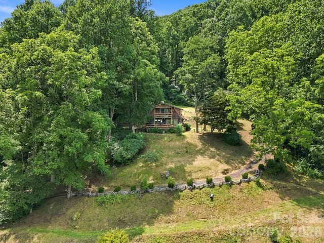 518 Nicholson Cove Road, Cullowhee, NC 28723