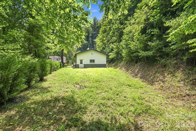 518 Nicholson Cove Road, Cullowhee, NC 28723