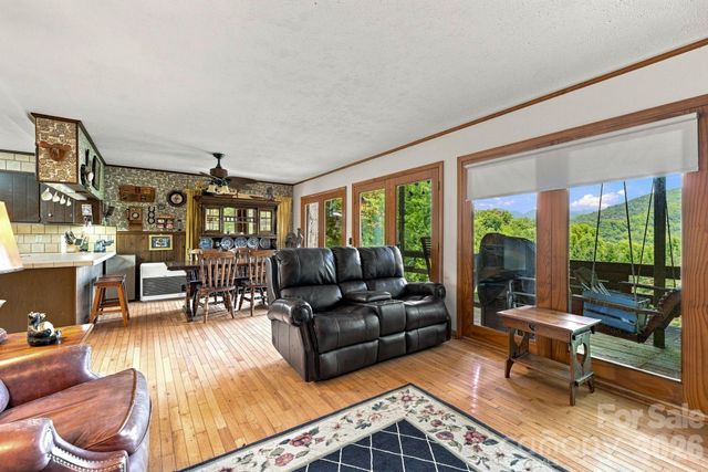 518 Nicholson Cove Road, Cullowhee, NC 28723