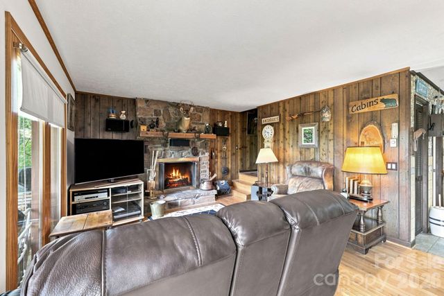 518 Nicholson Cove Road, Cullowhee, NC 28723