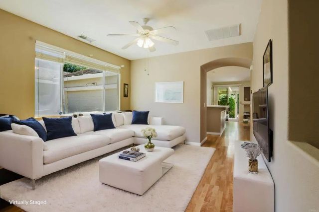 9326 Bennoel Way, Elk Grove, CA 95758