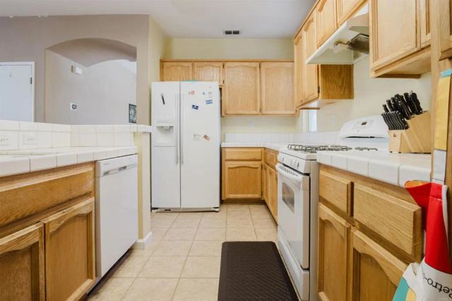 9326 Bennoel Way, Elk Grove, CA 95758