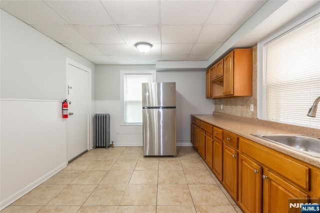 169 Woodside Avenue, Newark, NJ 07104