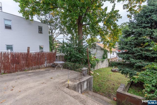 169 Woodside Avenue, Newark, NJ 07104