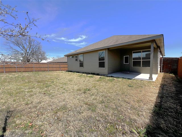 108 Birch Forest Lane, Boyd, TX 76023