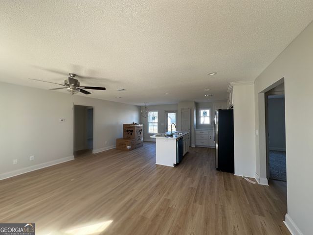 61 Cypress Street, Ray City, GA 31645