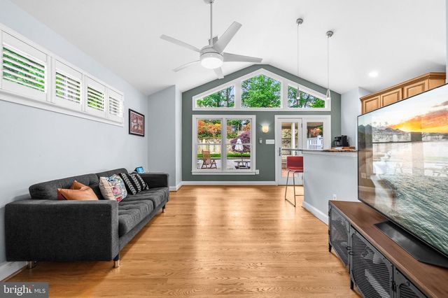 968 N ROCHESTER ST, Arlington, VA 22205