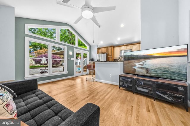 968 N ROCHESTER ST, Arlington, VA 22205