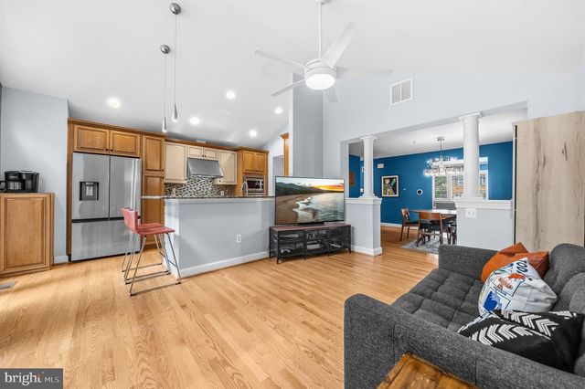 968 N ROCHESTER ST, Arlington, VA 22205