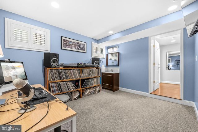 968 N ROCHESTER ST, Arlington, VA 22205