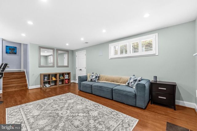 968 N ROCHESTER ST, Arlington, VA 22205