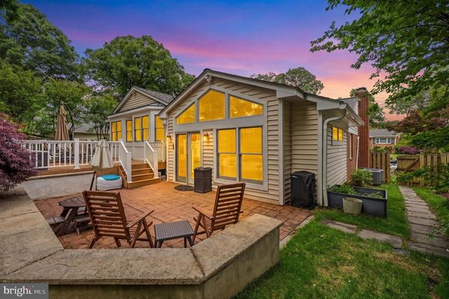 968 N ROCHESTER ST, Arlington, VA 22205