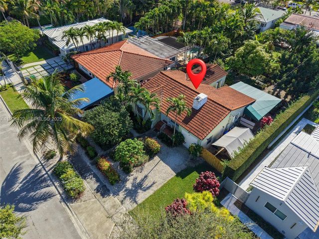 2460 SW 24th St, Miami, FL 33145