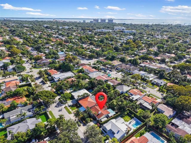 2460 SW 24th St, Miami, FL 33145