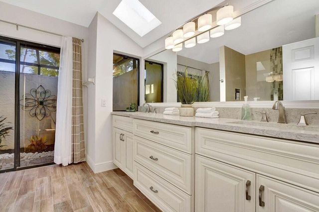 14148 Paddock Drive, Wellington, FL 33414