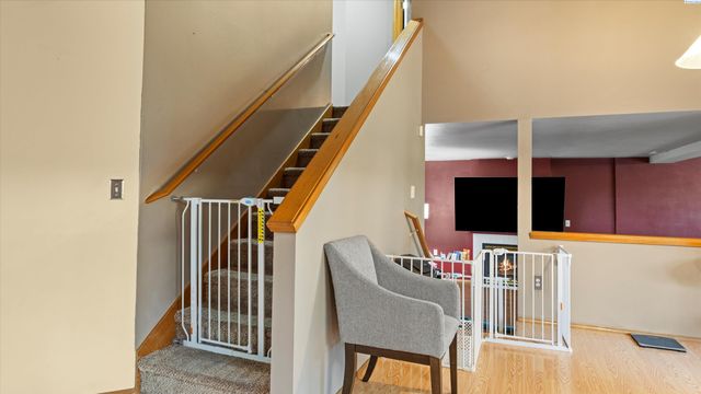 2327 N Rhode Island, Kennewick, WA 99336