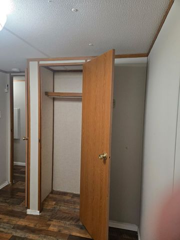 496 Rockhouse Rd, Hohenwald, TN 38462