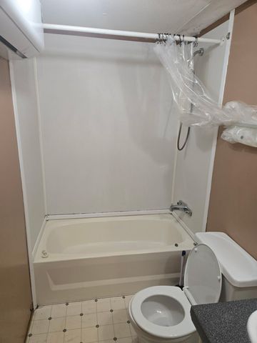 496 Rockhouse Rd, Hohenwald, TN 38462