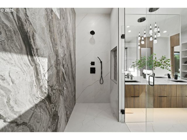 3588 S St, Washougal, WA 98671