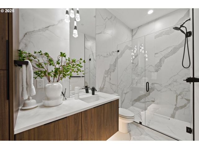 3588 S St, Washougal, WA 98671