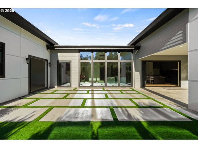 3588 S St, Washougal, WA 98671