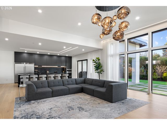 3588 S St, Washougal, WA 98671