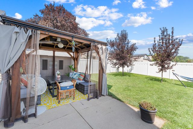 213 N 360 W, Clearfield, UT 84015