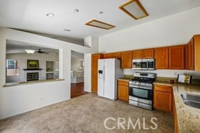 7395 Ayers Rock, Riverside, CA 92508