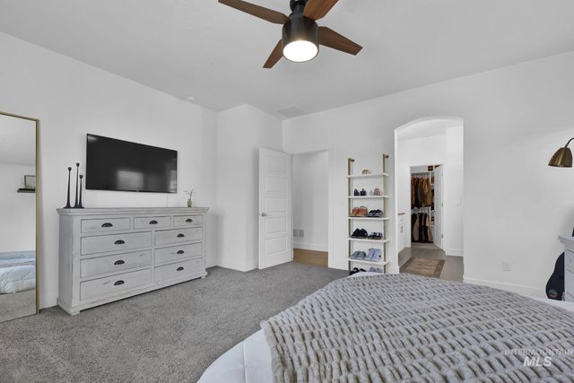 6127 E Path Dr, Nampa, ID 83687