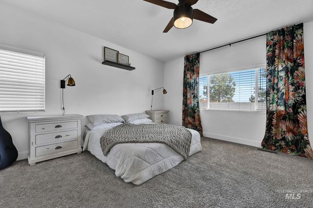 6127 E Path Dr, Nampa, ID 83687