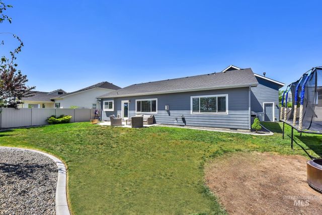 6127 E Path Dr, Nampa, ID 83687