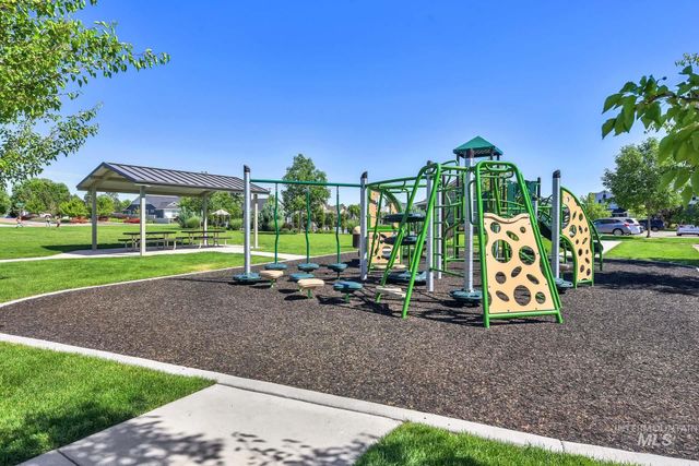 6127 E Path Dr, Nampa, ID 83687