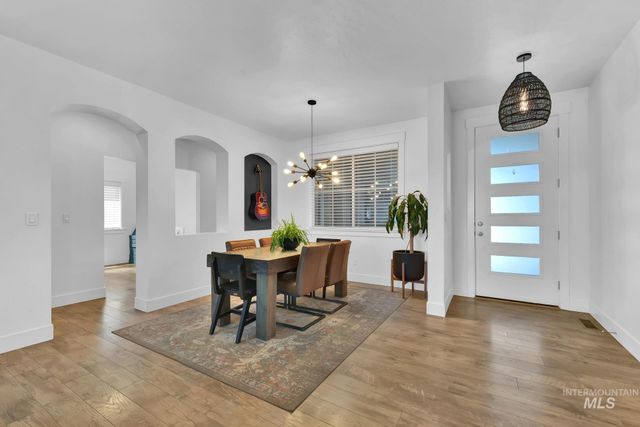 6127 E Path Dr, Nampa, ID 83687