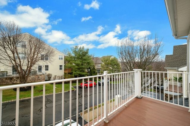 22 Mountainside Dr 22, Pompton Lakes Boro, NJ 07442