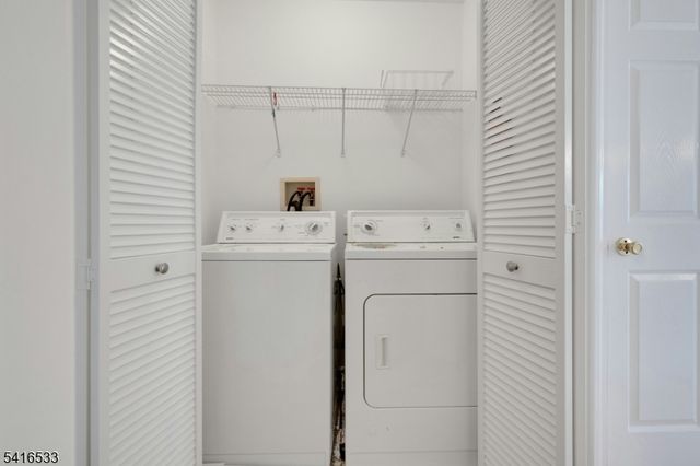 22 Mountainside Dr 22, Pompton Lakes Boro, NJ 07442