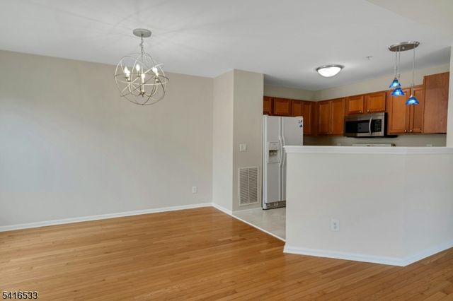 22 Mountainside Dr 22, Pompton Lakes Boro, NJ 07442