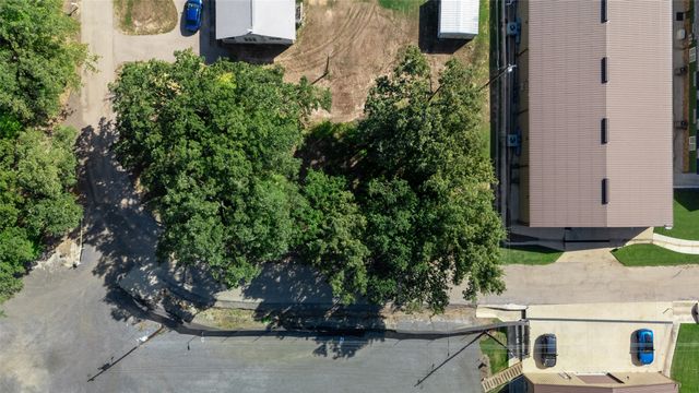 529 Randall Drive, Mabank, TX 75156