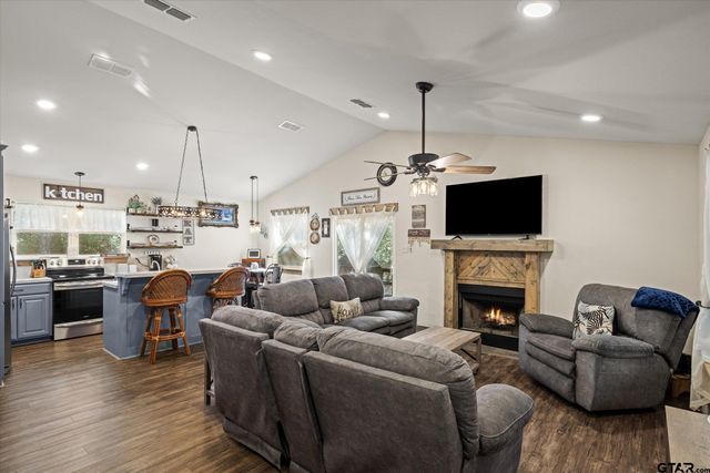 120 Bluewing Ridge, Holly Lake Ranch, TX 75765