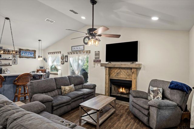 120 Bluewing Ridge, Holly Lake Ranch, TX 75765