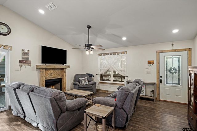 120 Bluewing Ridge, Holly Lake Ranch, TX 75765