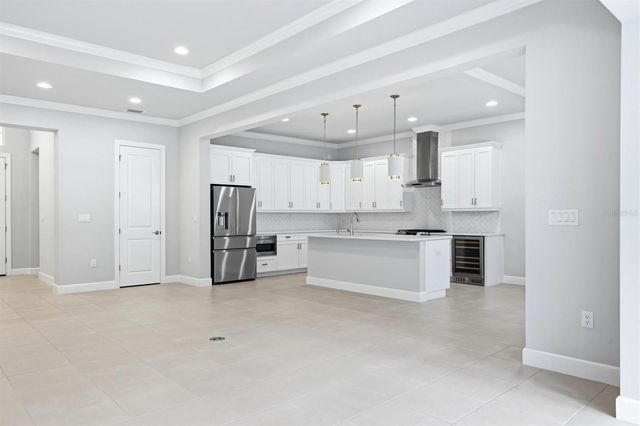 7717 SANDHILL LAKE DRIVE, Sarasota, FL 34241