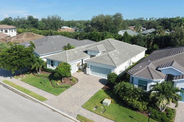 7717 SANDHILL LAKE DRIVE, Sarasota, FL 34241