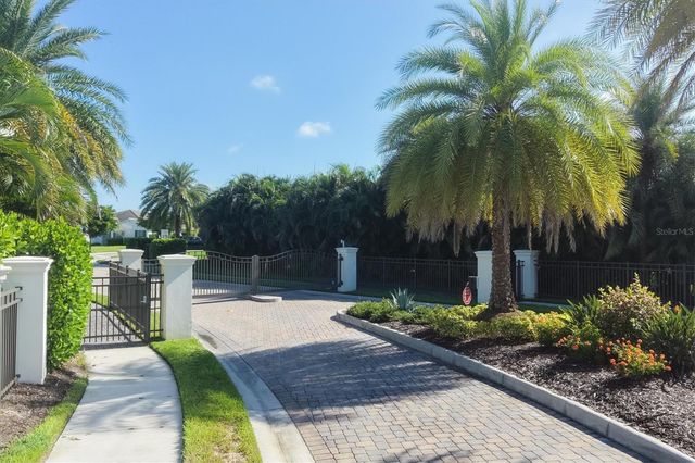 7717 SANDHILL LAKE DRIVE, Sarasota, FL 34241