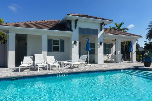 7717 SANDHILL LAKE DRIVE, Sarasota, FL 34241