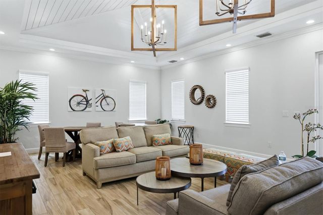 7717 SANDHILL LAKE DRIVE, Sarasota, FL 34241